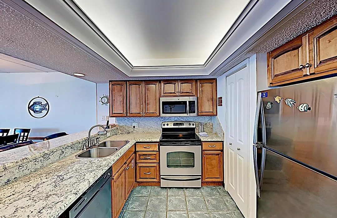 Suntide III Condominiums-1